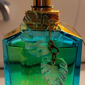 Victoria secret perfume